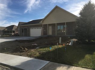 5439 E Shae Lake Dr, Mooresville, IN 46158