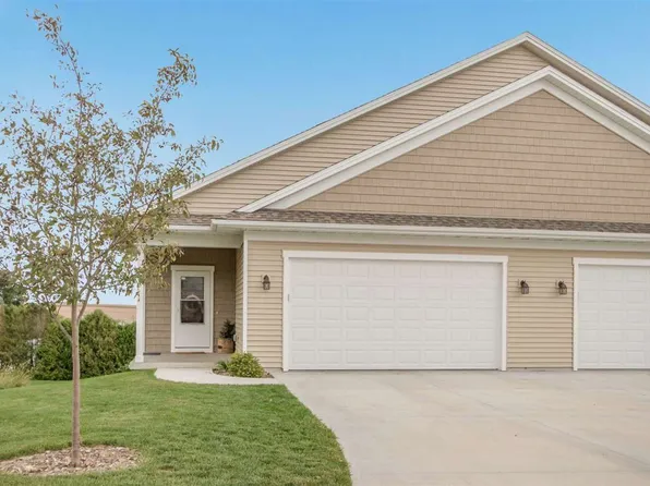 405 S 2nd St, West Branch, IA 52358