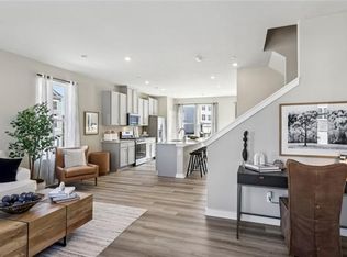 695 Olivia St, Pittsburgh, PA 15205