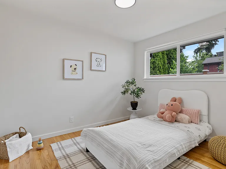 2701 NE 110th St — Photo 14