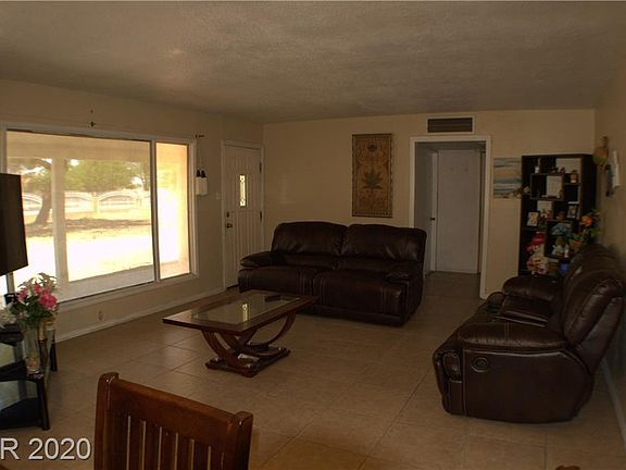 4th image of 2094 Moonlite Dr