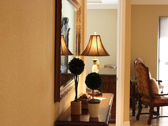 3rd image of 10410 Belfry Cir