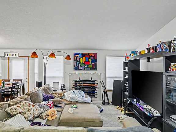 4th image of 359 Duch Ln SE