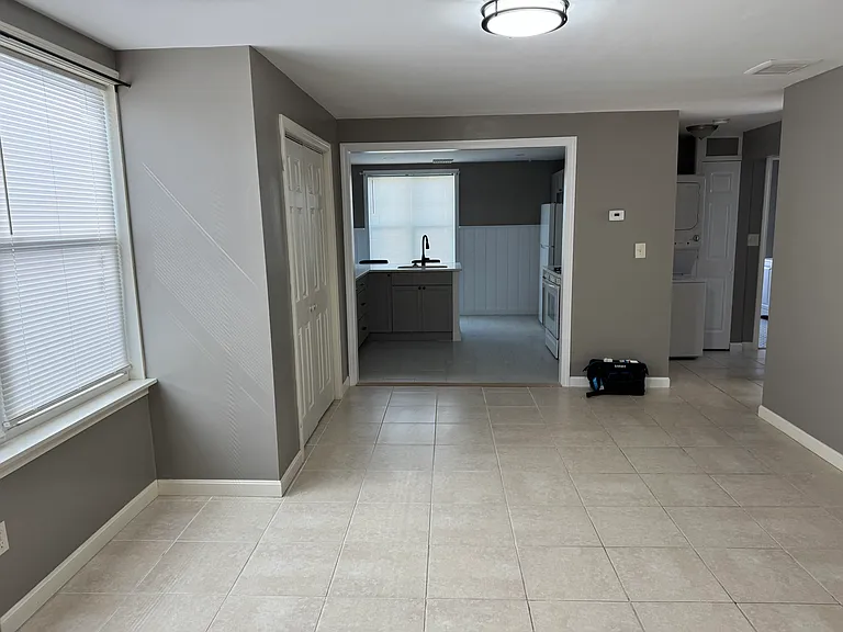 694 King Philip St #2 — Photo 4