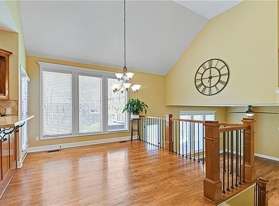 3rd image of 3600 NE 89th St