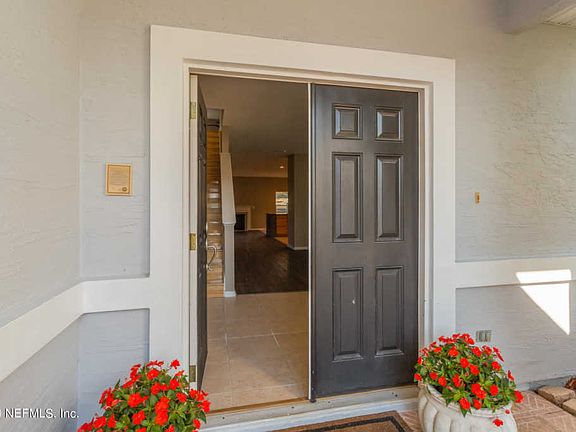 5th image of 8578 Longford Dr