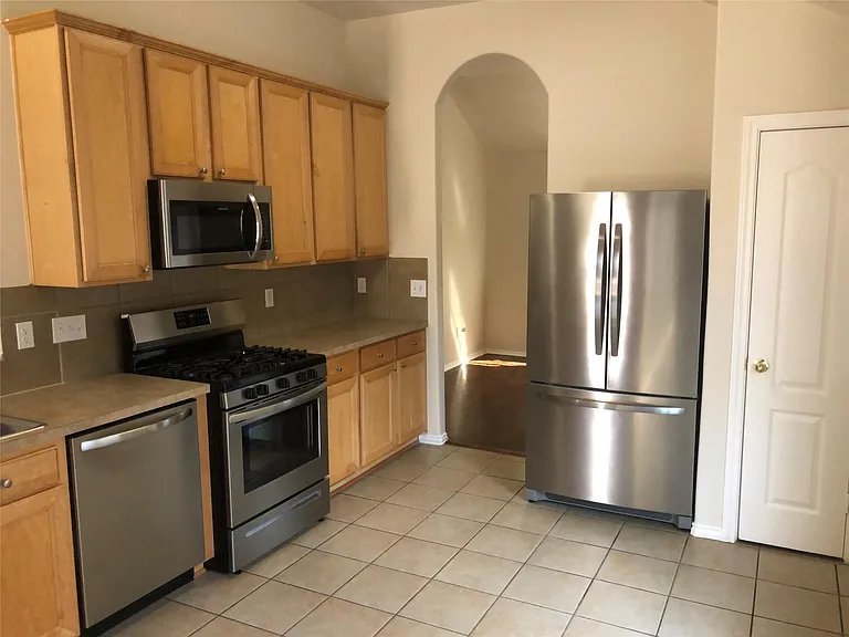 20215 Mammoth Falls Dr — Photo 8