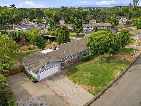 2nd image of 1349 Carter Way