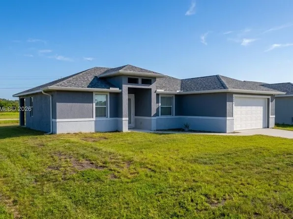 106 Plantation Dr, Labelle, FL 33935