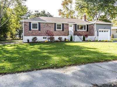 32 Agnes Dr, Framingham, MA, 01701