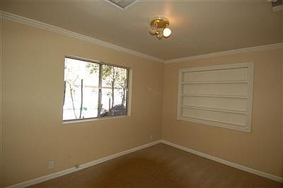 5th image of 4677 Missouri St