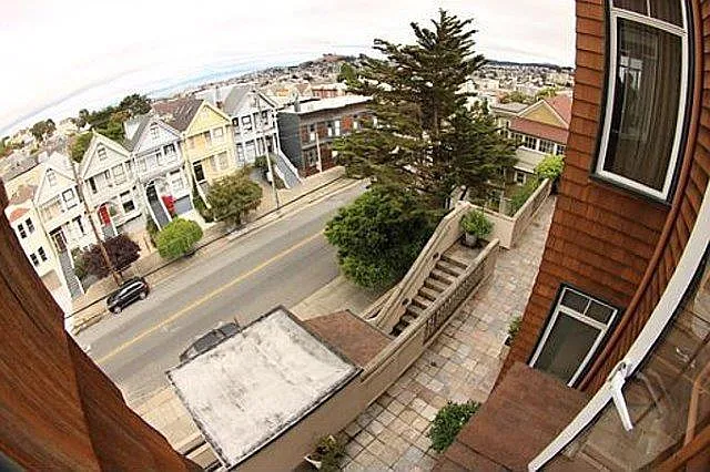 876 Castro St — Photo 5
