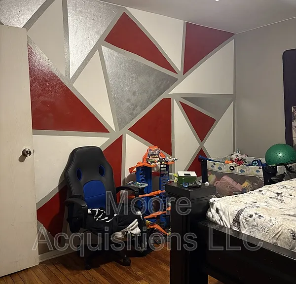 1047 Star St — Photo 12