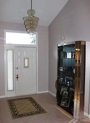 5th image of 14986 Meadowfield Dr