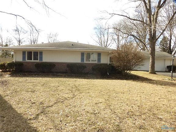 3rd image of 410 Newdale Dr
