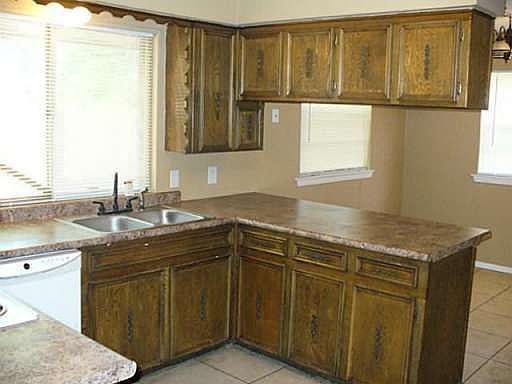 5th image of 3328 Willowcrest Dr