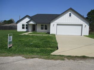 107 Tanglewood Dr, Tool, TX 75143