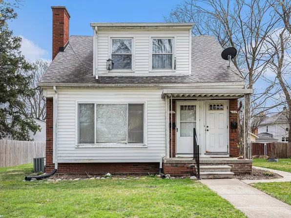 153 W Lafayette St, Romeo, MI 48065