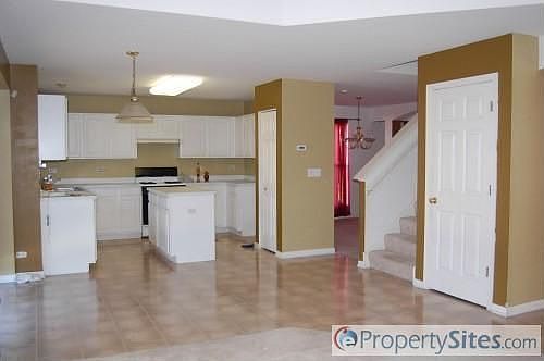 2nd image of 1562 Farmside Ln