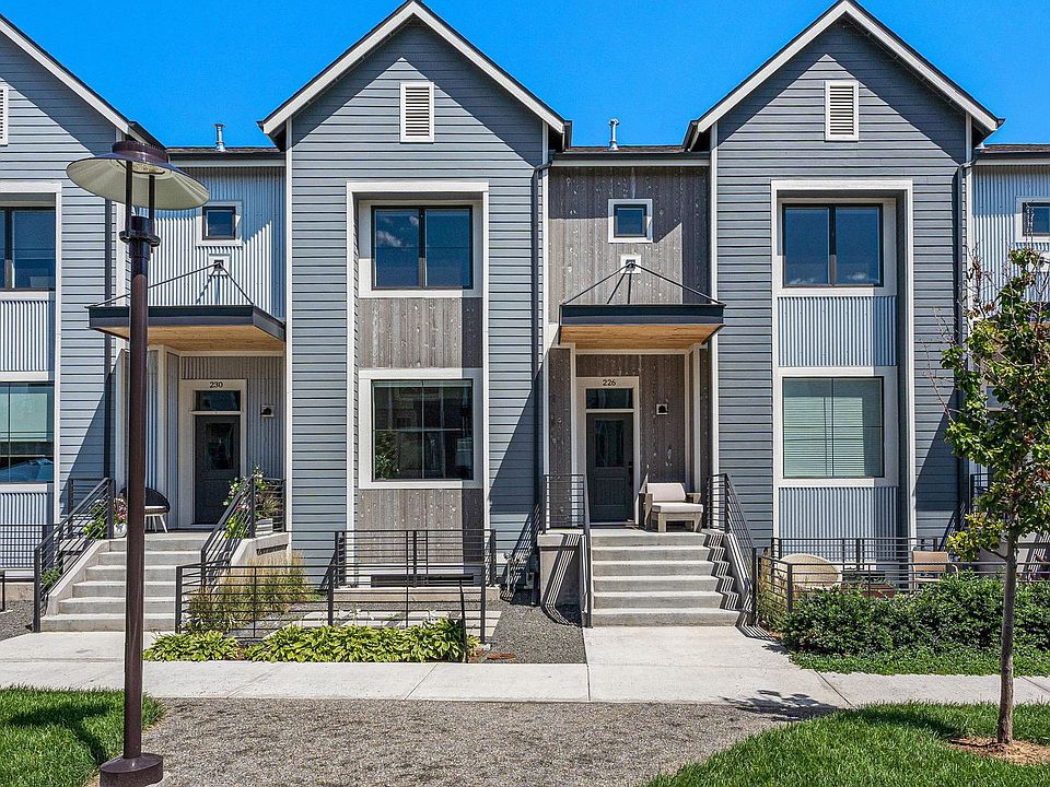 1st image of 226 Clementina St