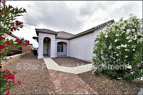 13136 Wellington Dr Photo 1