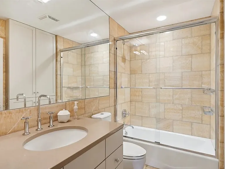 537 N Neville St #4B — Photo 5