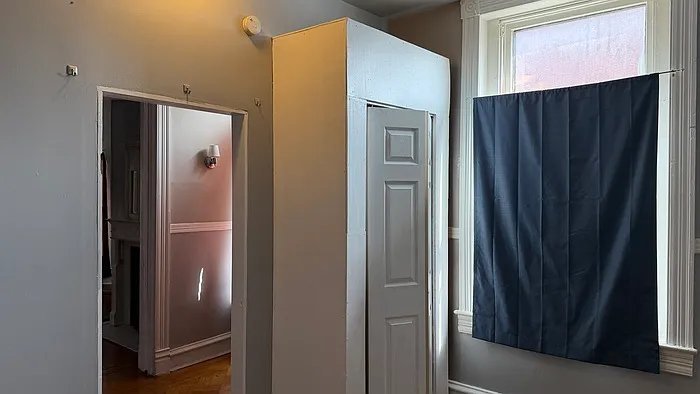 1900 Madison Ave #1 — Photo 4