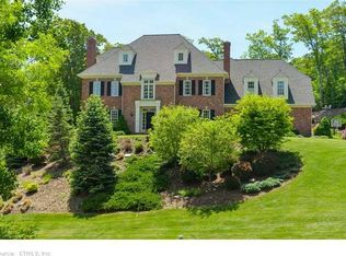 11 Parker Rd, Avon, CT 06001