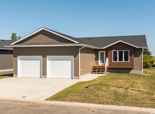 216 Kestrel COURT, Rosthern, SK S0K 3R0
