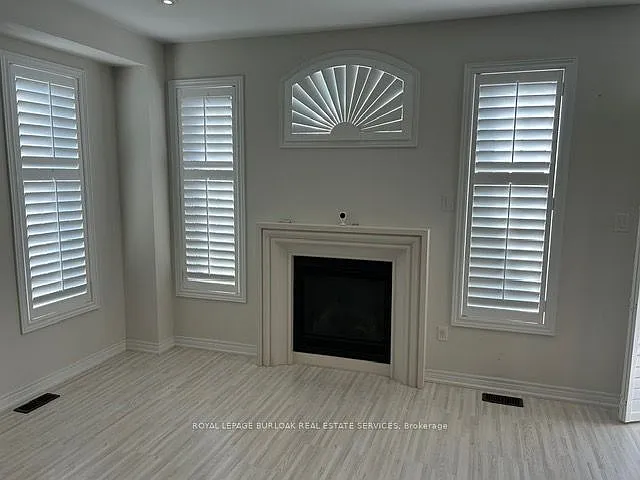 57 Macbean Cres — Photo 32