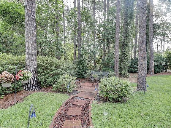 5th image of 77 Hickory Forest Dr