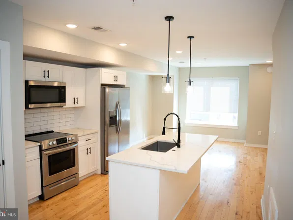 1514 N 26th St #3, Philadelphia, PA 19121