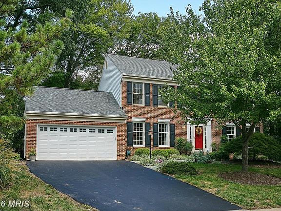 2nd image of 354 Copperfield Ln