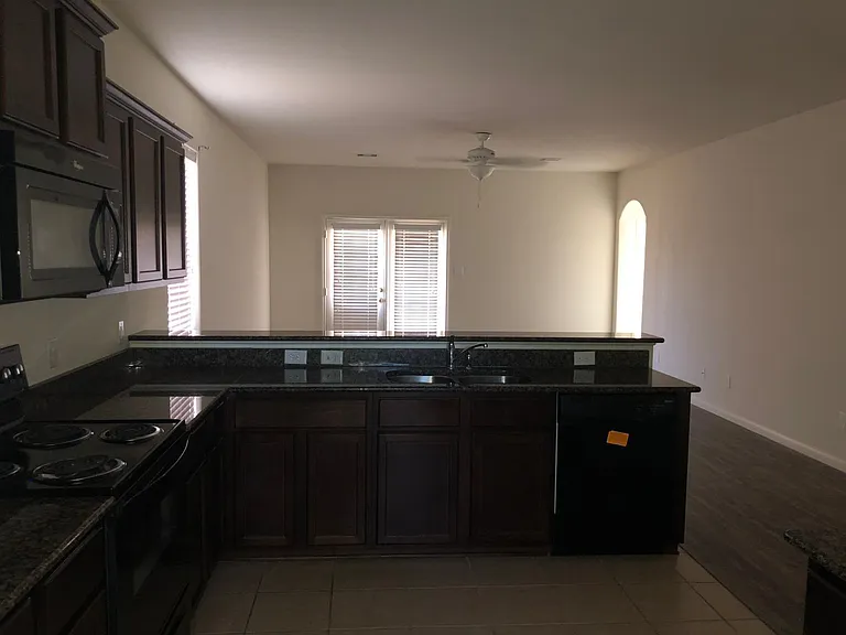 30826 W Lost Creek Blvd — Photo 3
