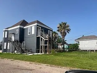 4127 Avenue M #2