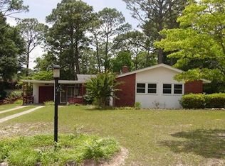 136 Ridgeway Dr, Wilmington, NC 28409
