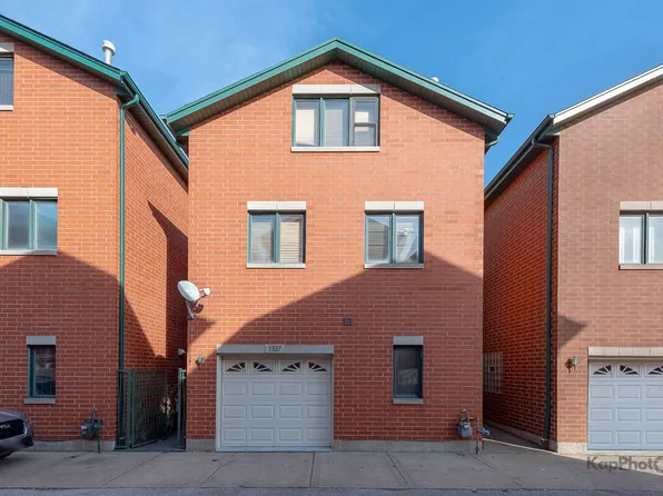 1937 S Louie Pkwy, Chicago, IL 60616