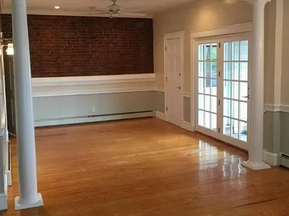 616 E 3rd St #2, South Boston, MA 02127
