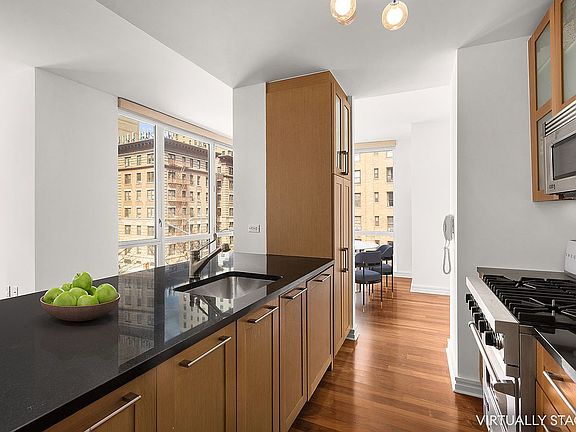 3rd image of 200 W End Ave APT 4C