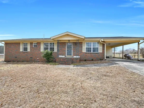 1805 Briarwood Ln SE, Cullman, AL 35055