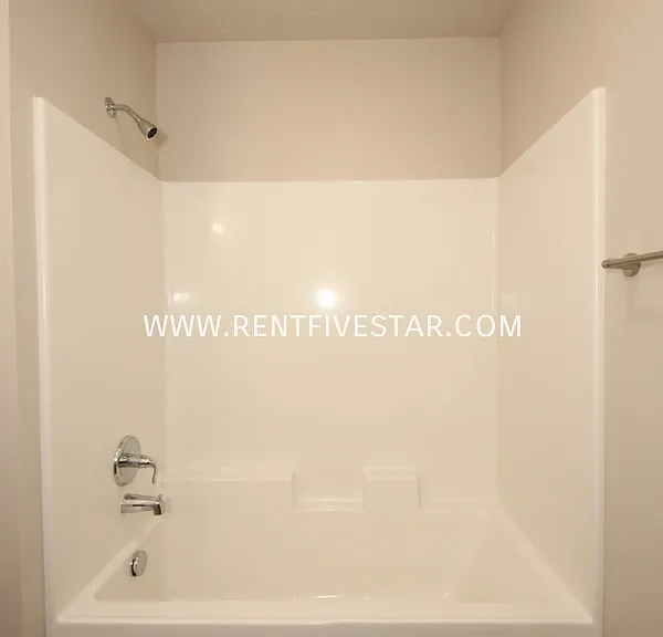 431 McKinley Ave #5B — Photo 7