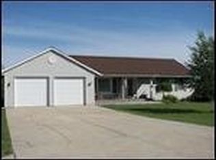 6900 Morse Lake Ave SE, Alto, MI 49302