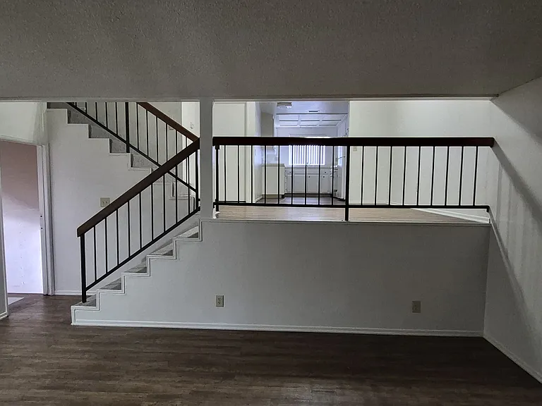 2673 Milton Ave #12 — Photo 2