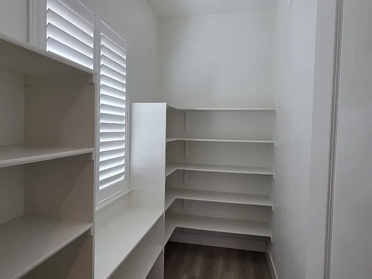 2829 Turner Ave — Photo 16