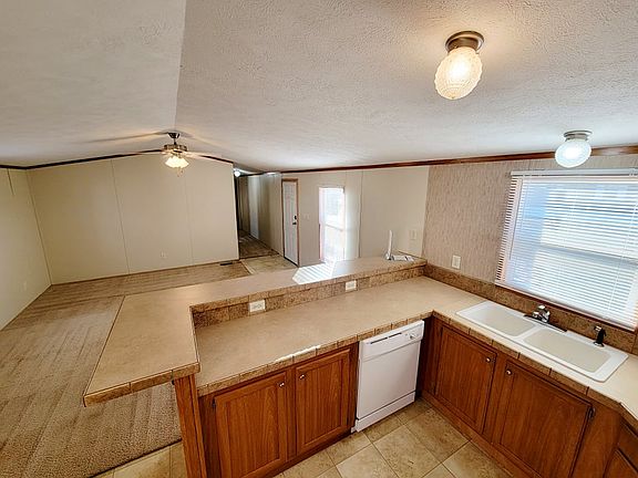 3rd image of 4960 S Seneca St Lot 37