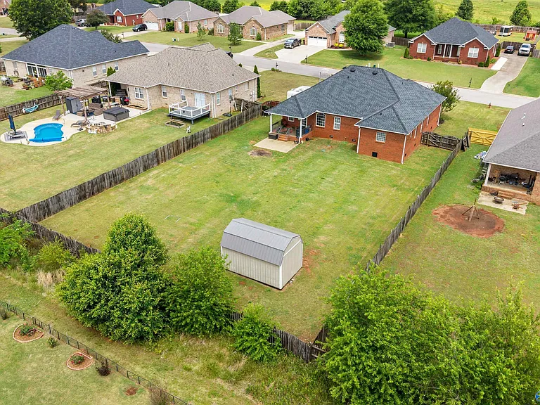 25850 Iron Gate Dr — Photo 3