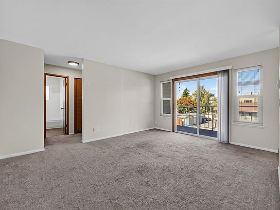 5th image of 2235 California Ave SW APT 306