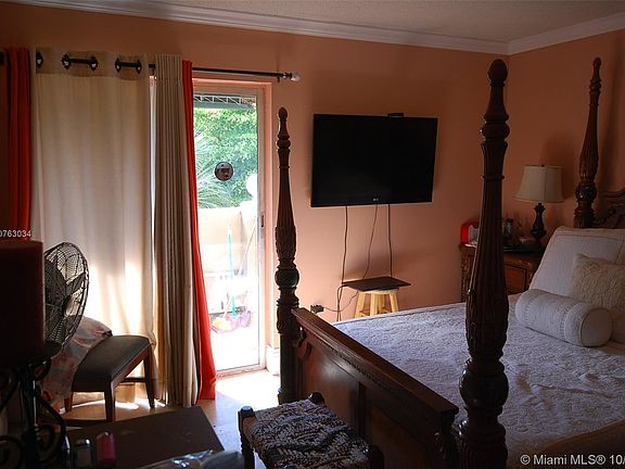 5th image of 650 NW 86th Pl #3-202