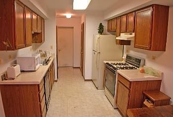2nd image of 1087 Greenwood Cir