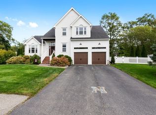 17 Lavalley Ln, Newburyport, MA 01950